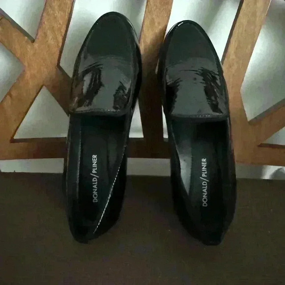 Donald J Pliner Woman's Elen Loafers used like a New Size 8M - Picture 5 of 9